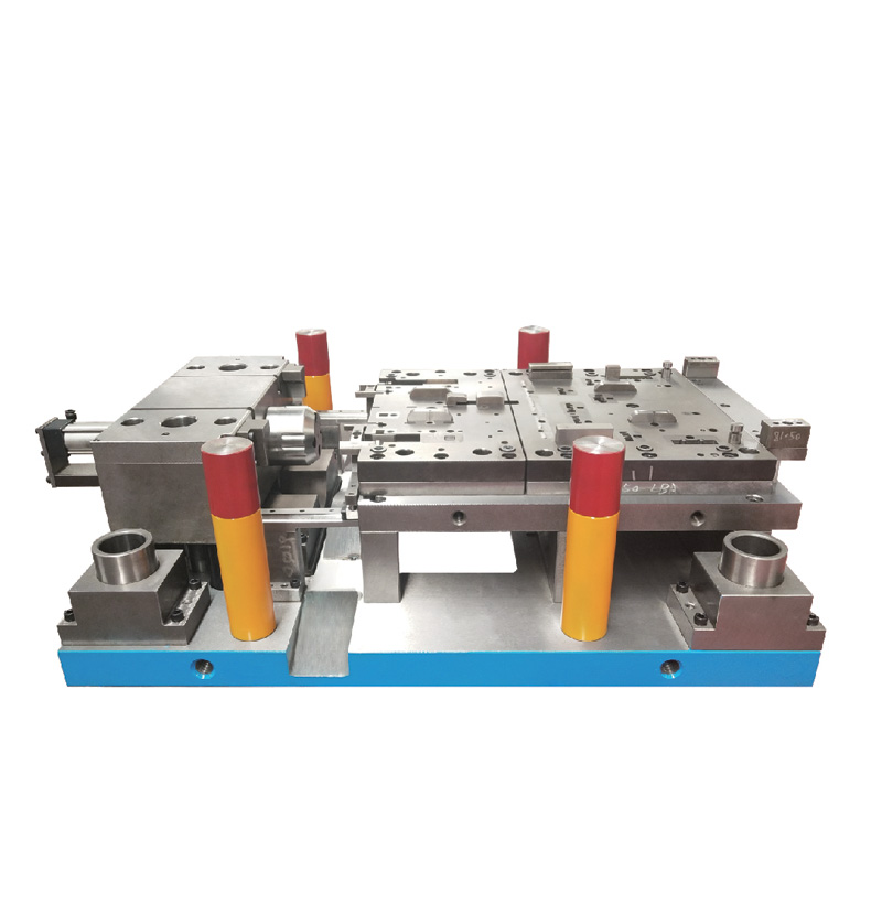 沖裁、卷圓、鉚接一次性形成智能自動沖壓模具